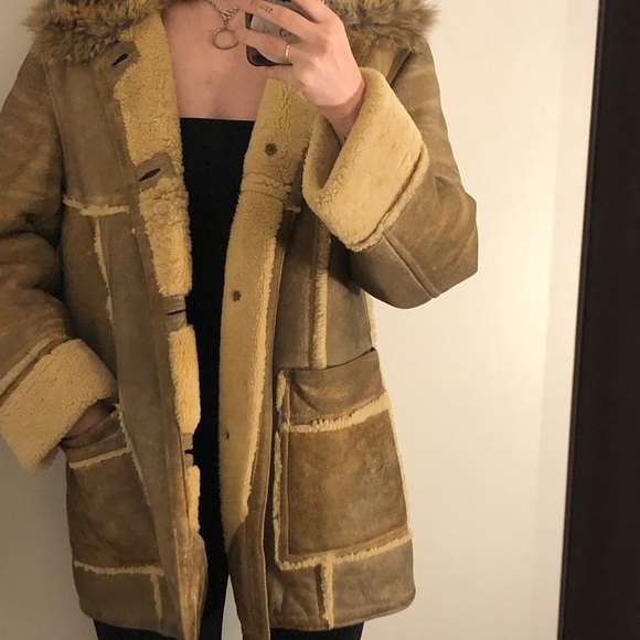 Vintage Canadian Sheepskin Coat With Real Fur Trim - Picture 7 of 7